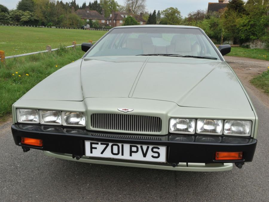  Aston Martin Lagonda Series 4 1987 года  (UK) (фото 10 из 10)
